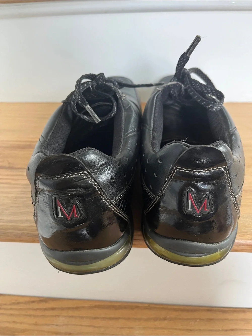 Men's Black Leather Lace-Up Derby Oxfords